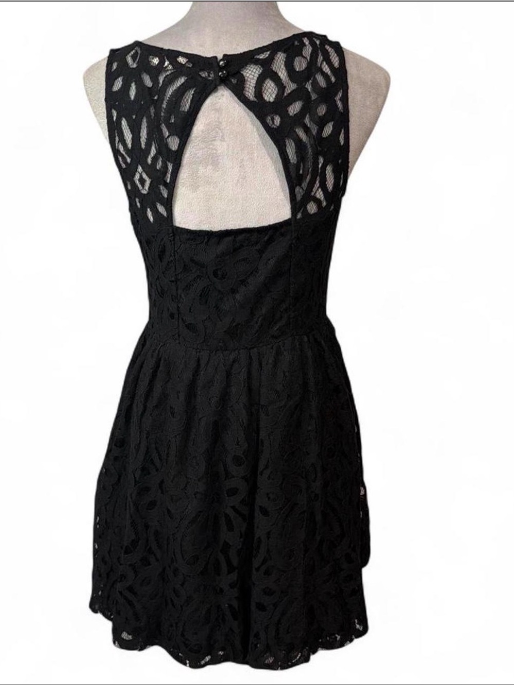 Lauren Conrad Black Lace Fit & Flare Dress - Elegant Sleeveless Design - Picture 2 of 8
